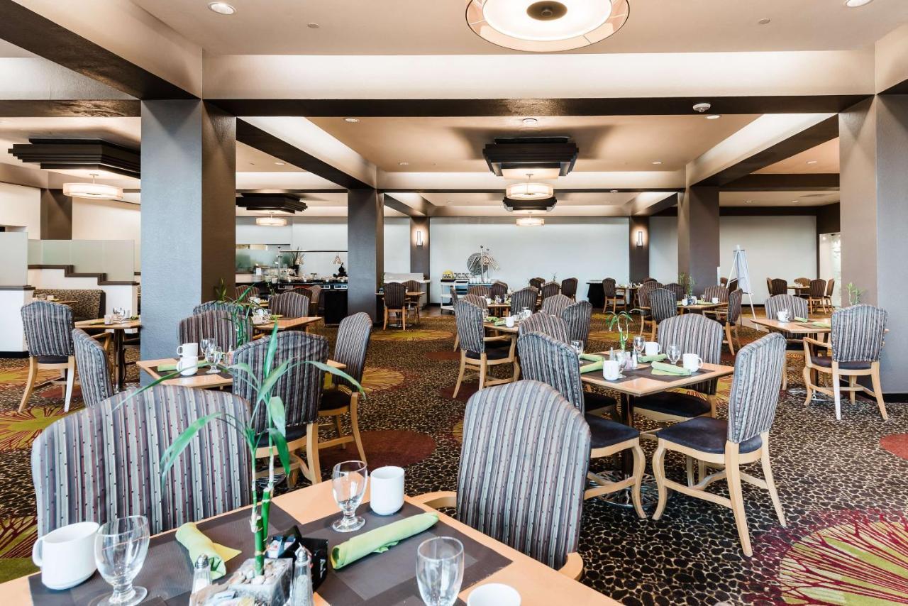 Radisson Hotel Denver-Аврора Экстерьер фото