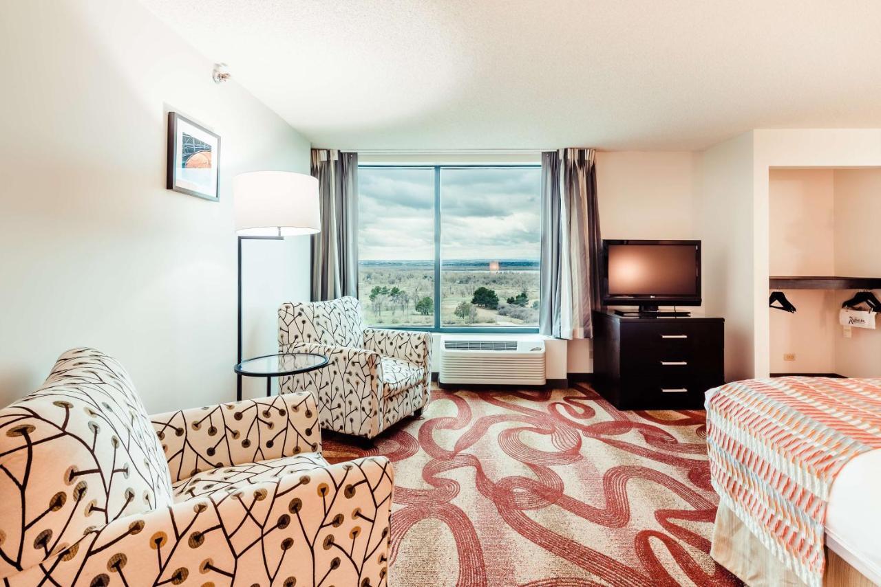 Radisson Hotel Denver-Аврора Экстерьер фото